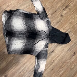 American Eagle Black and White Plaid Shirt